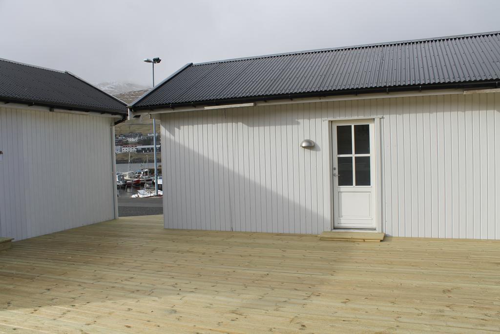 Kristjanshavn Hotel Mithvagur Exterior foto